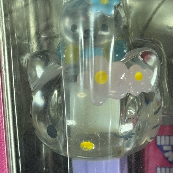 Hello Kitty & My Melody Pez, Sanrio, metal lunchbox style container New/unopened - Picture 5 of 15